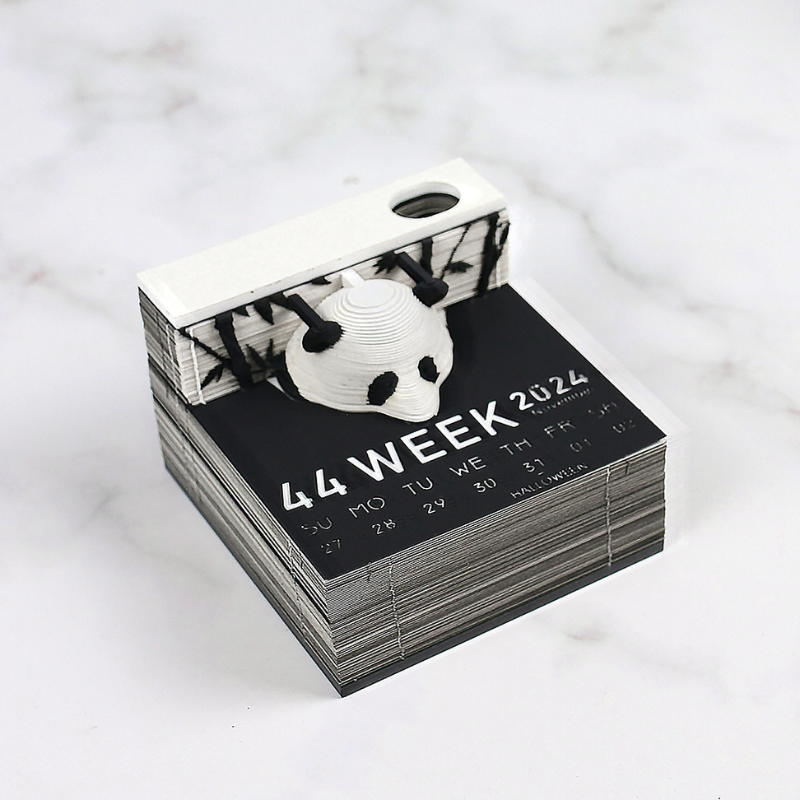TimePiece® Calendar 3D - Panda